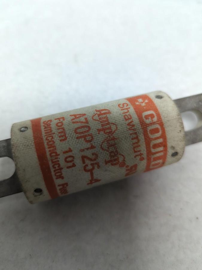 Used GOULD SHAWMUT,A70P125-4,SEMI-CONDUCTOR 125 AMP FUSE PRE-OWNED