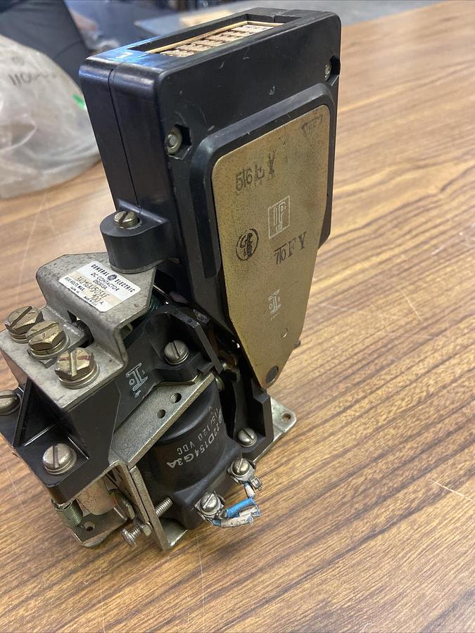 Used General Electric,DS303A 3A01GXA503XF,DC Contactor 600V 100A Coil 115/120Vdc