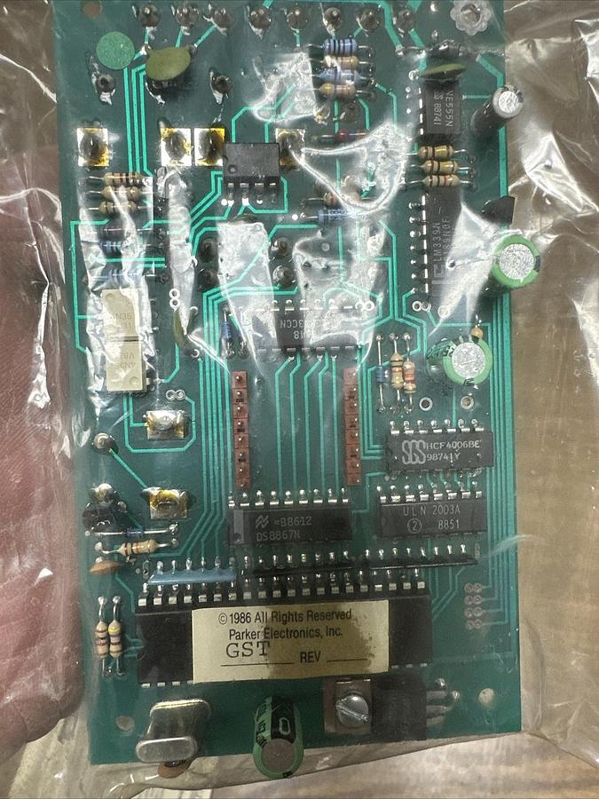 Used Parker Electronics,GST00CBD,Thermostat PC Board