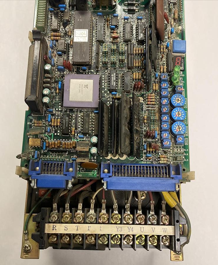 Used YASKAWA ELECTRIC,CACR-SR15SZ1SDY214, SERVO CONTROL SERVOPACK CONTROLLER