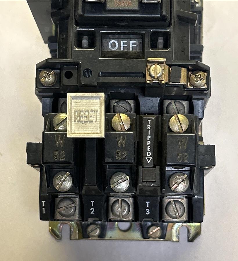 Used ALLEN BRADLEY,509-B0D,STARTER SIZE 1 27A 600V