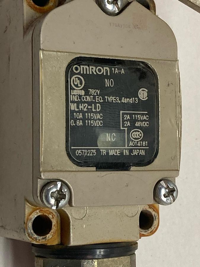 Used Omron,WLD2-LD,Limit Switch 115VDC 10A Type 3, 4 and 13