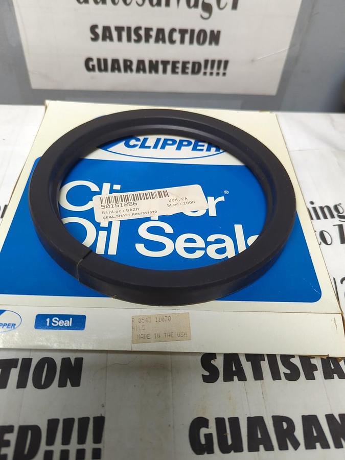 JM CLIPPER,R054311070,OIL SEAL 5.438 IN ID 6.75 IN OD  .625 IN W NOS