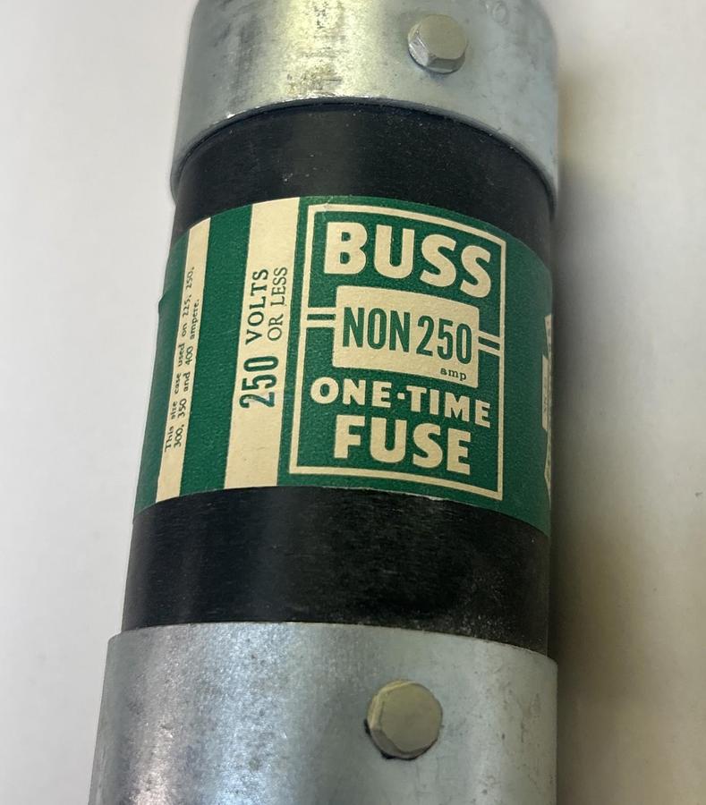 BUSSMANN,NON250,FUSE 250A 250V NOS