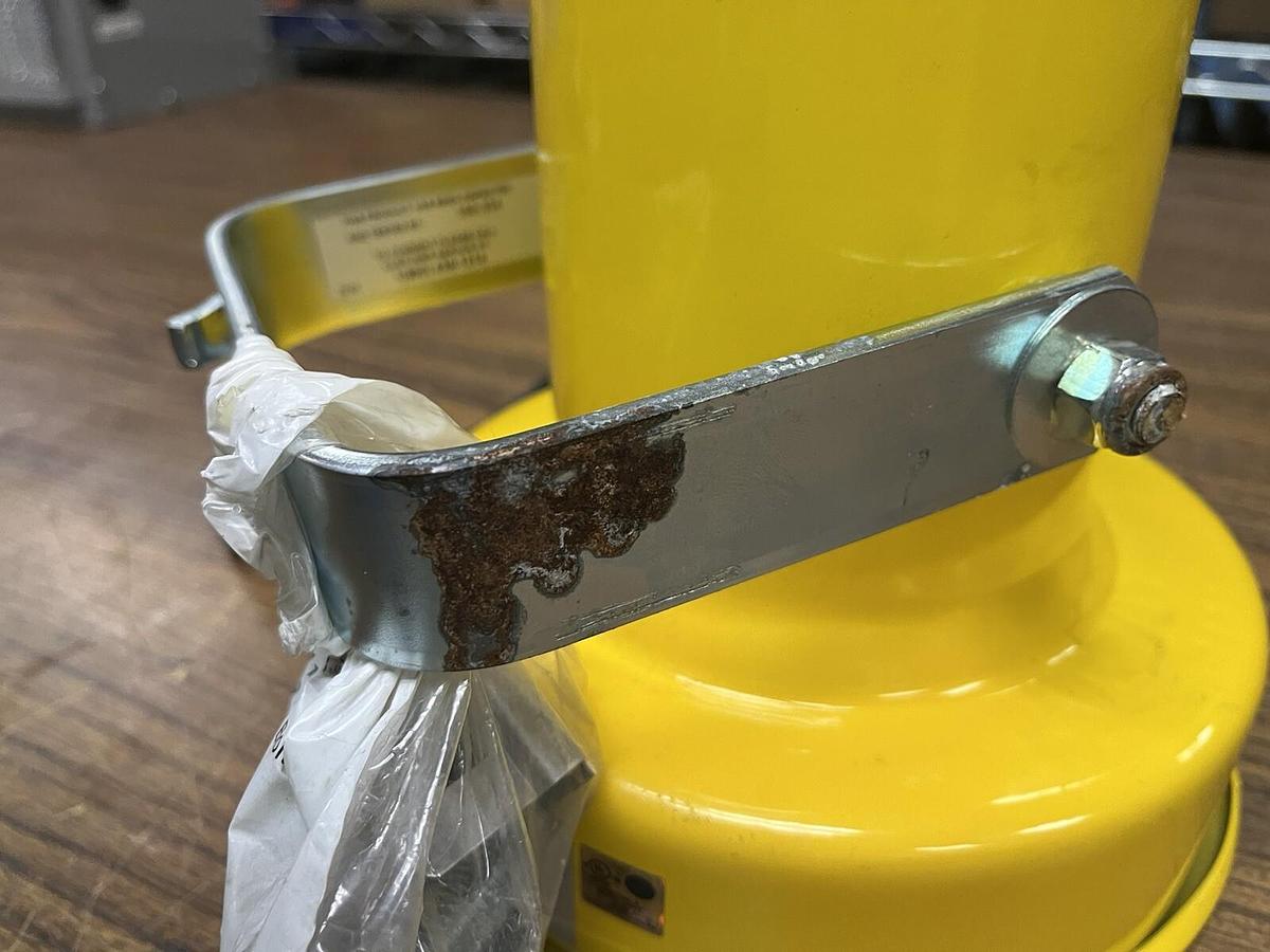 Used PHEONIX,DL-INC-LH,DOCKLITE 250 VAC MAX 10A MISSING GUARD