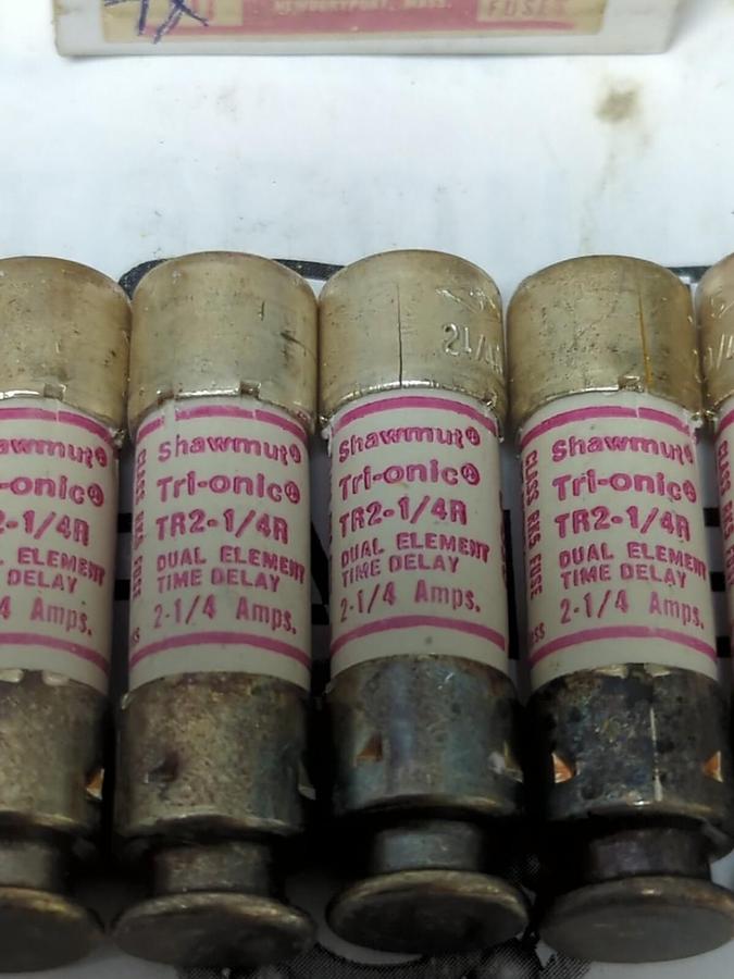 GOULD SHAWMUT,TR2-1/4R,TRI ONIC 2-1/4 AMP FUSES BOX OF 7 NEW