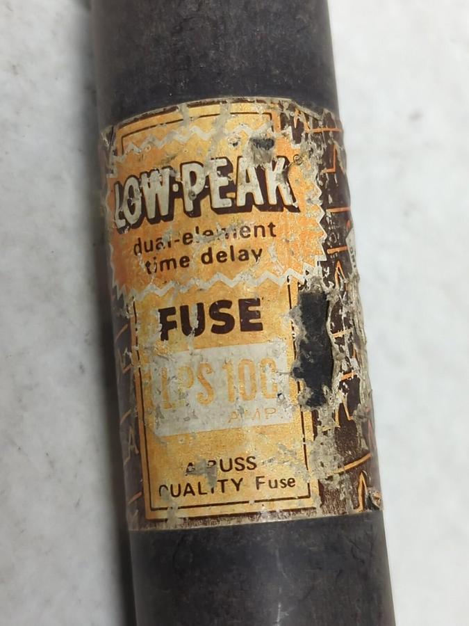 Used COOPER BUSSMANN,LPS-100,LOW-PEAK 100 AMP 600V  FUSE PRE-OWNED