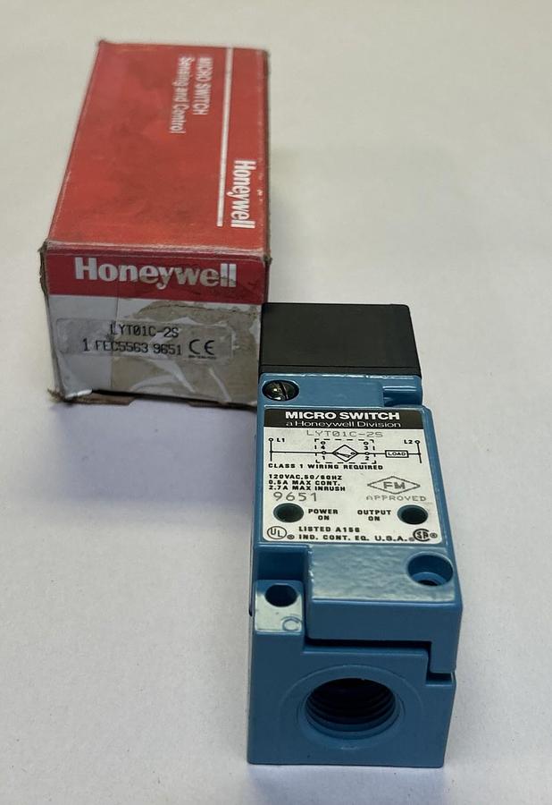 HONEYWELL MICROSWITCH,LYT01C-2S,PROXIMITY SWITCH NOS