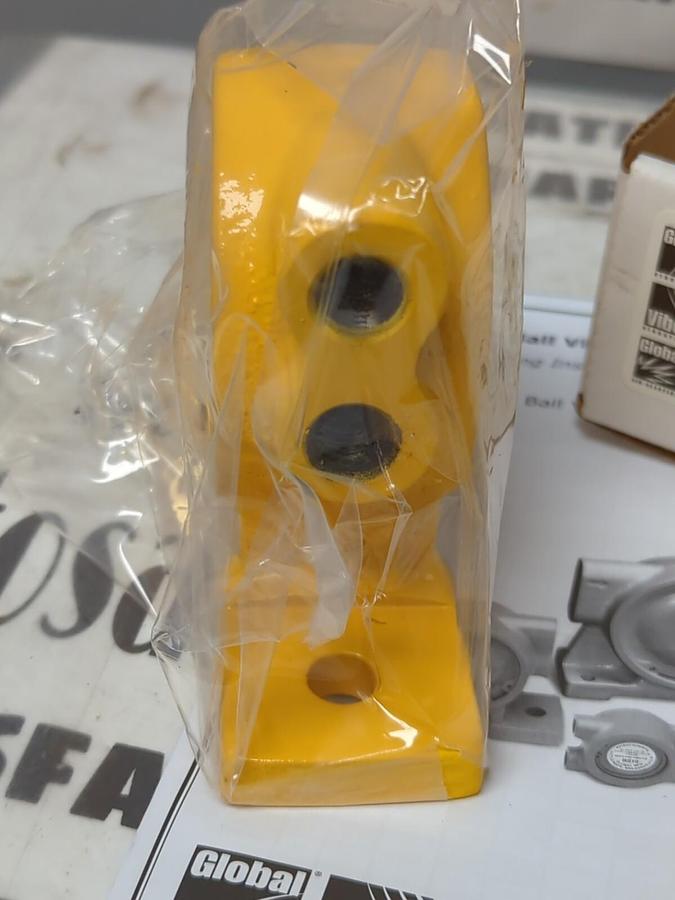 GLOBAL MANUFACTURING,MODEL CS-19, PNEUMATIC BALL VIBRATOR NEW