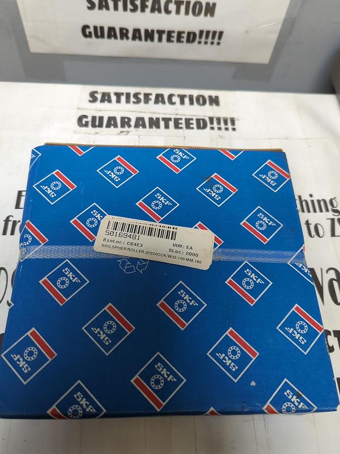 SKF,22220 CCK/W33,SPHERICAL ROLLER BEARING 100MM BORE NOS