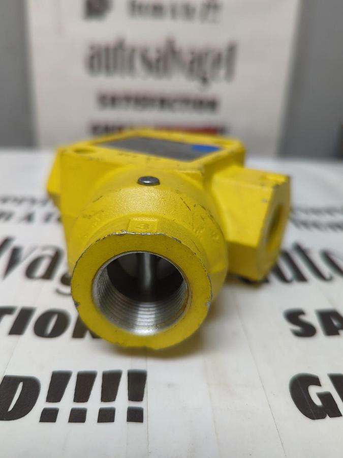 ROSS,L-O-X EZ04NB6,PNEUMATIC LOCK OUT VAVE NOS