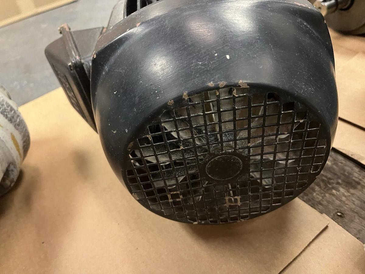 Used WEG,112M-591,INDUCTION MOTOR 7.5HP 3480RPM 3PH