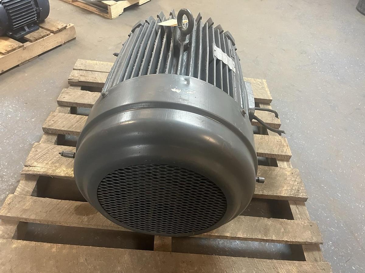 Used LOUIS ALLIS,410838001,PACEMAKER MOTOR CJ5C 100HP 3PH 1185RPM 405T