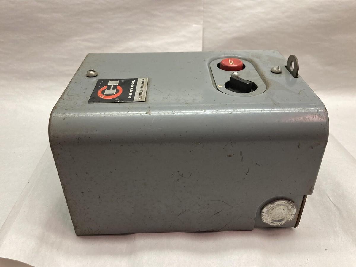 Used Cutler-Hammer,9586,3-Pole A-C Automatic Starter Size 00