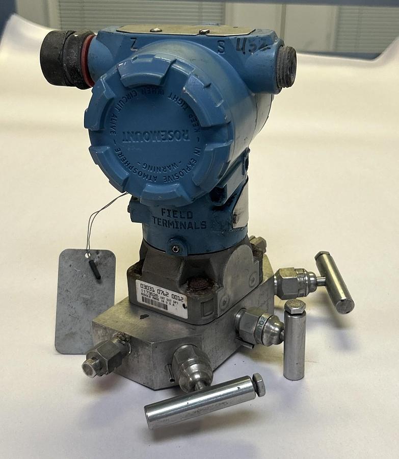 Used ROSEMOUNT,CD1A02A2AS5K5M5,PRESSURE TRANSMITTER