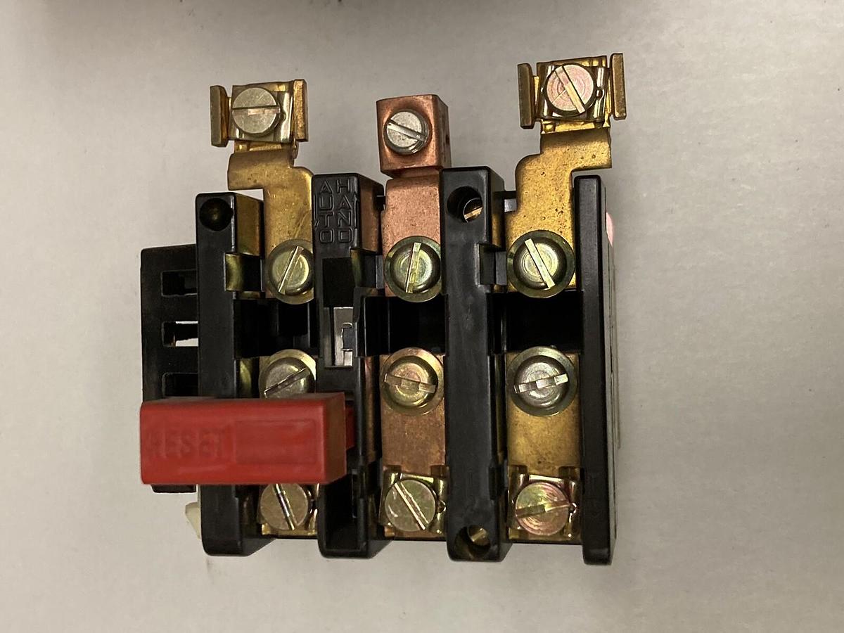 Used Square D,Class 9065 Typer SE06 B2,Thermal Overload Relay 30-90 Amps