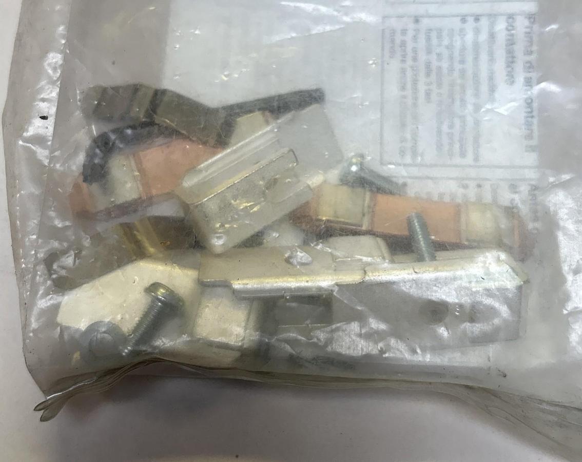 Used ABB,SK825203-B,MAIN CONTACT KIT NOS