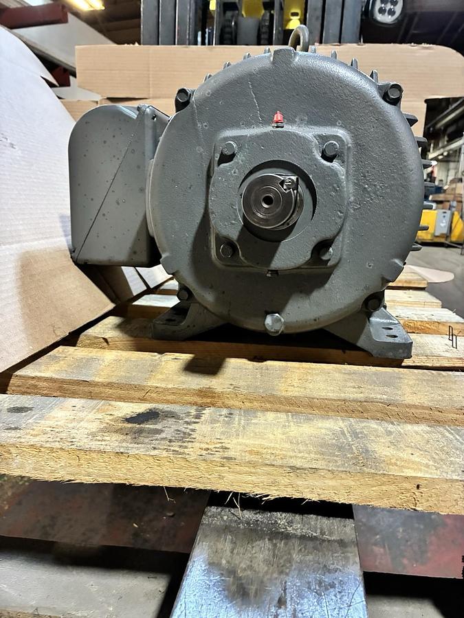Used BALDOR,M4108T,AC MOTOR 30HP 3510 3PH 230/460V 286TS