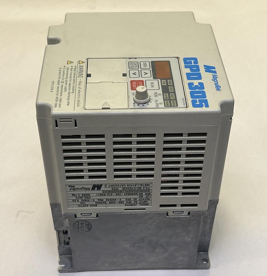Used MAGNETEK,JDB009,GPD 305 AC DRIVE 12AMP 5HP 460V