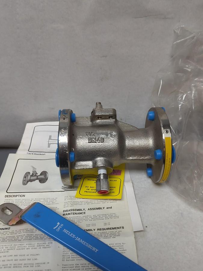NELES-JAMESBURY,1-1/2 P515-11-3600,VALVE NEW