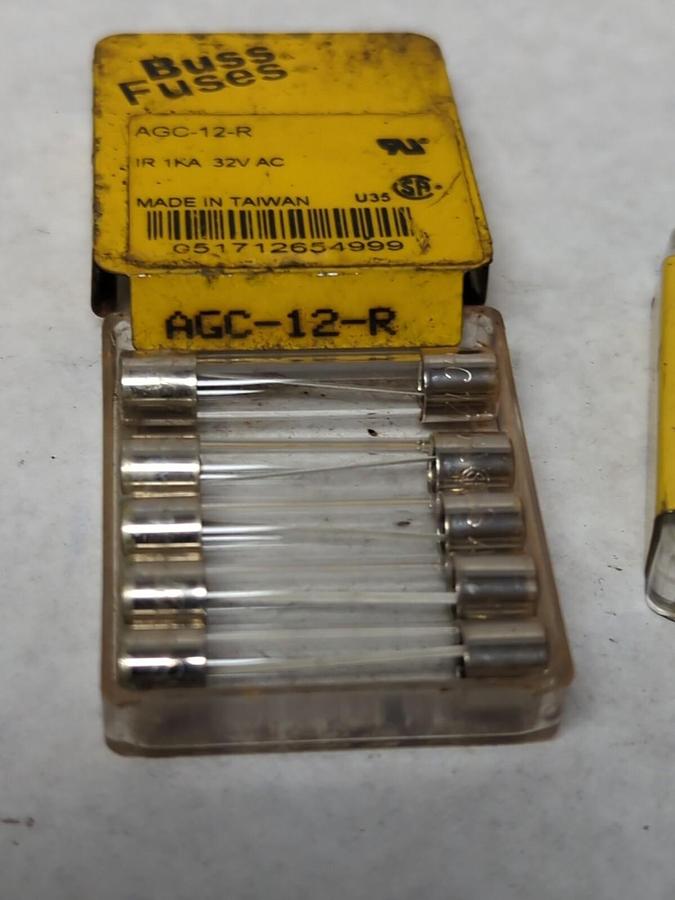COOPER BUSSMANN,AGC-12-R,CARTRIDGE 12 AMP FUSE LOT OF 15 NOS