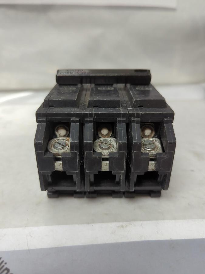 Used GENERAL ELECTRIC,40C,CIRCUIT BREAKER 25 AMP 3-POLE PRE-OWNED