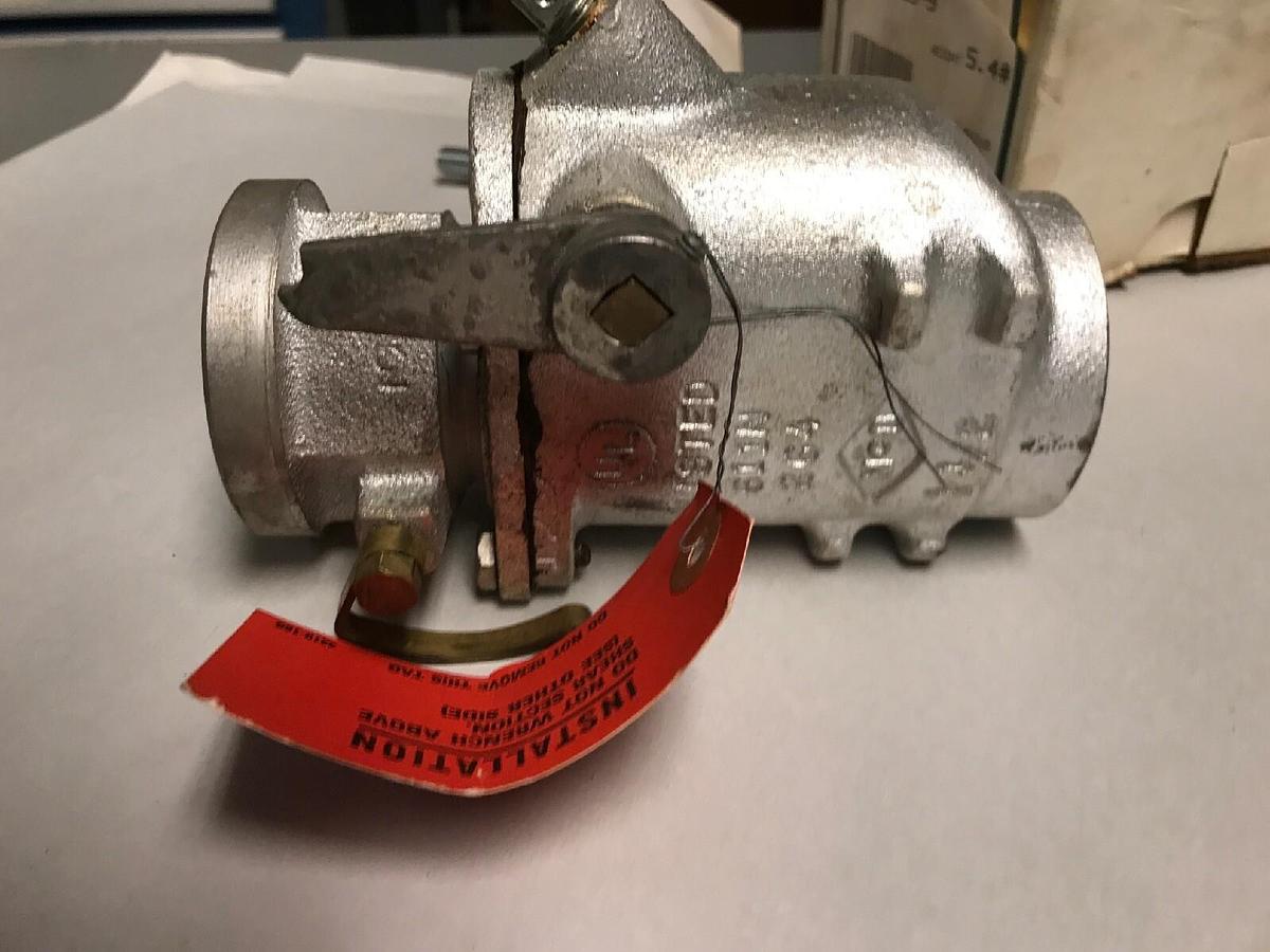 AY,264T 7118-125-9,Emergency Valve