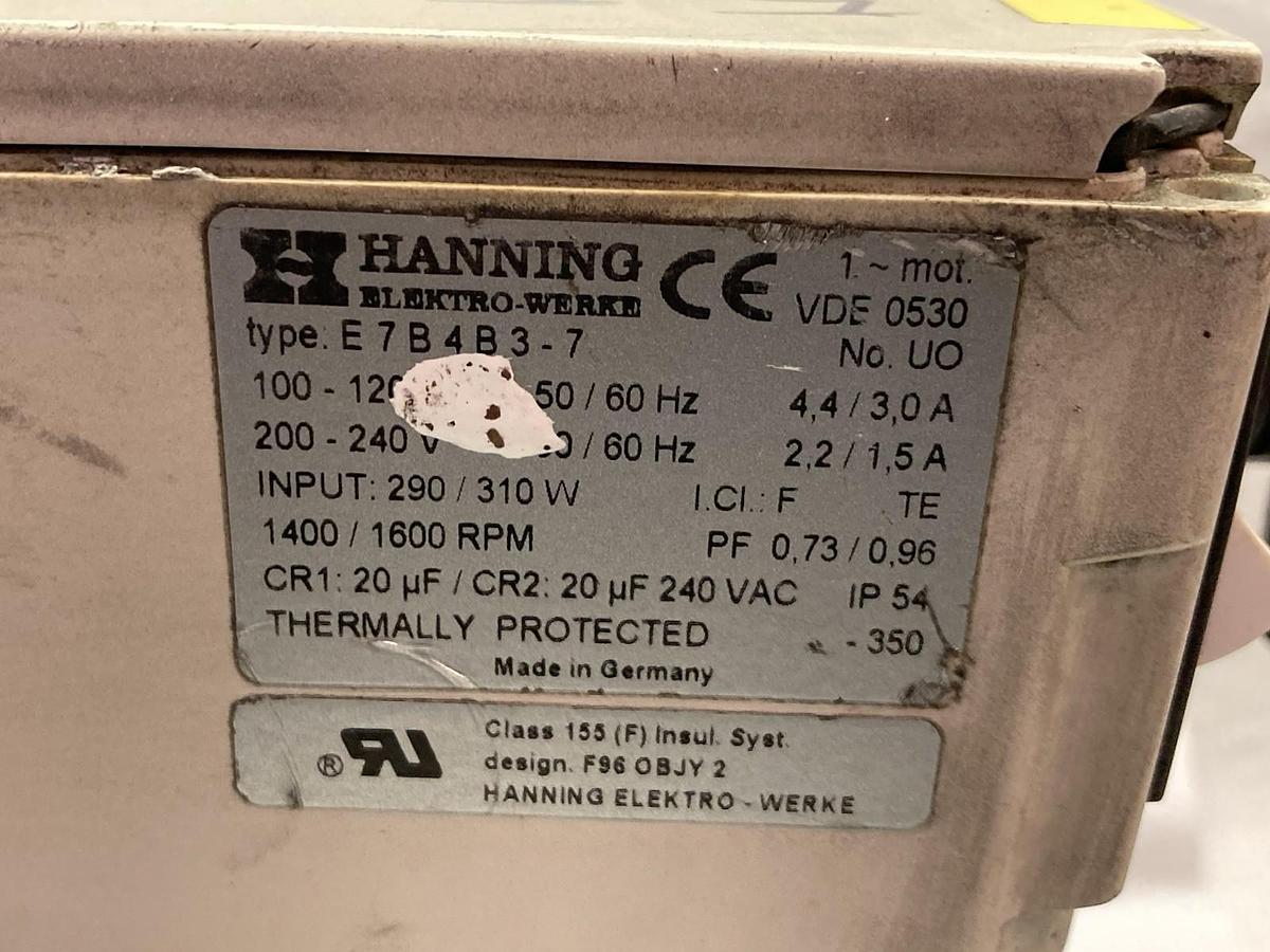 Used Oerlikon Leybold Trivac,D2.5E 140001,Vacuum Pump with Hanning Motor type E7B4B3