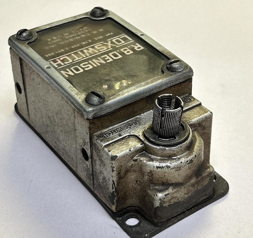 Used RB DENISON,L100WDR,LIMIT SWITCH