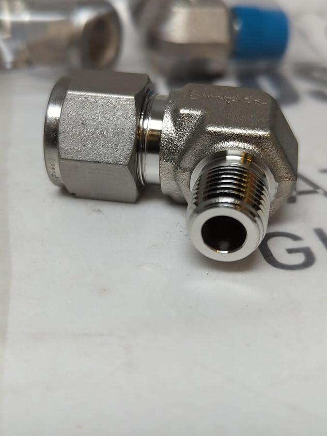 SWAGELOK,SS-810-2-4,MALE ELBOW 1/2TX1/4MNPT LOT OF 3 NOS