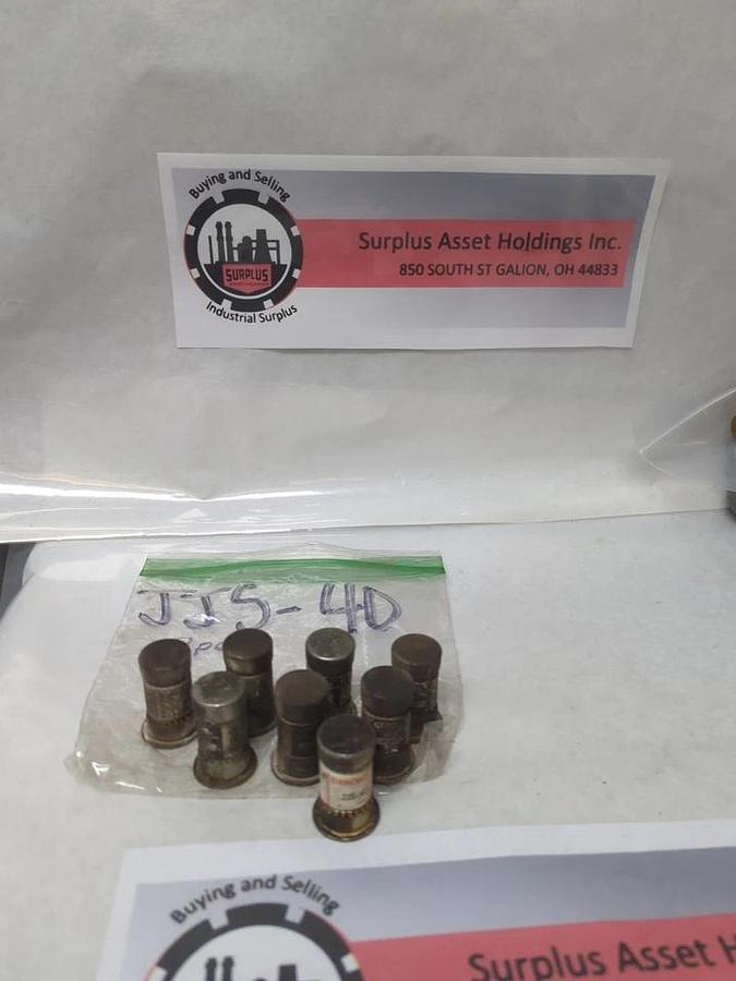 Used COOPER BUSSMANN,JJS-4,T-TRON 4 AMP FUSE LOT OF 8 PRE-OWNED