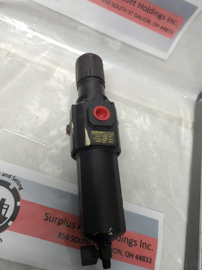 Used NORGREN,B74G-4AK-QD3-RMN,PNEUMATIC REGULATOR 250PSIG 17 BAR PRE-OWNED