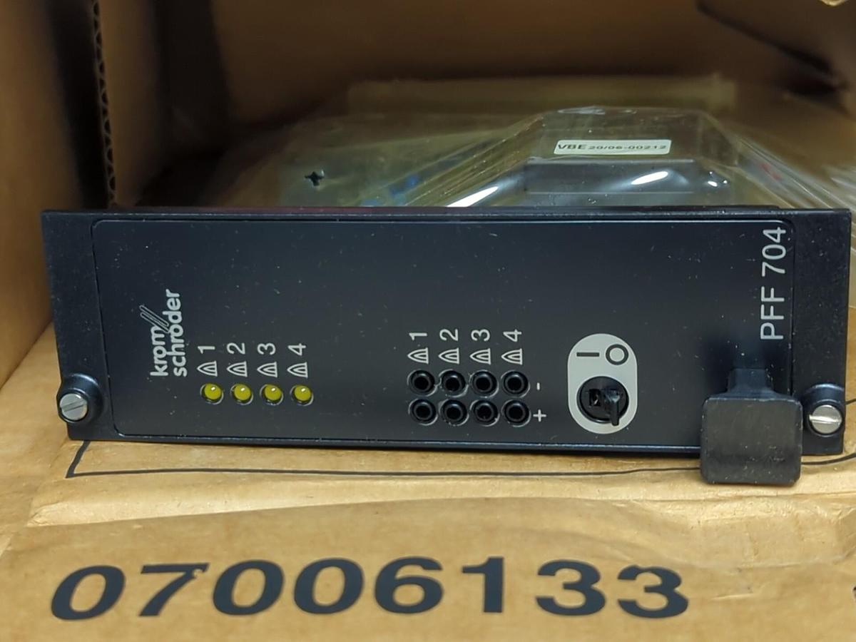 KROM SHRODER,84372510,FLAME RELAY 115/230VAC 50/60HZ PFF 704T/N NOS