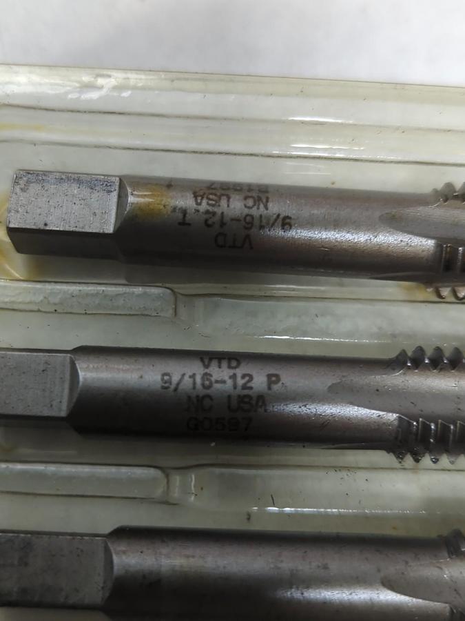 VERMONT TAP & DIE,9/16-12,HND TAP SET OF 3 PCS CARBON 4 FL NOS