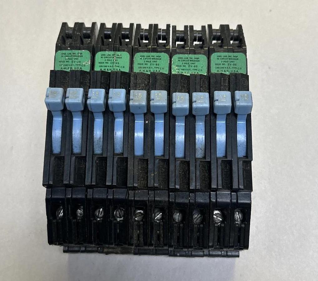 Used ARROW-HART,CB215,CIRCUIT BREAKER 15A 120/240V 2P LOT OF 5