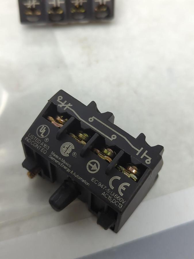 Used SIEMENS,52BJK,SERIES H CONTACT BLOCK LOT OF 4 PRE-OWNED