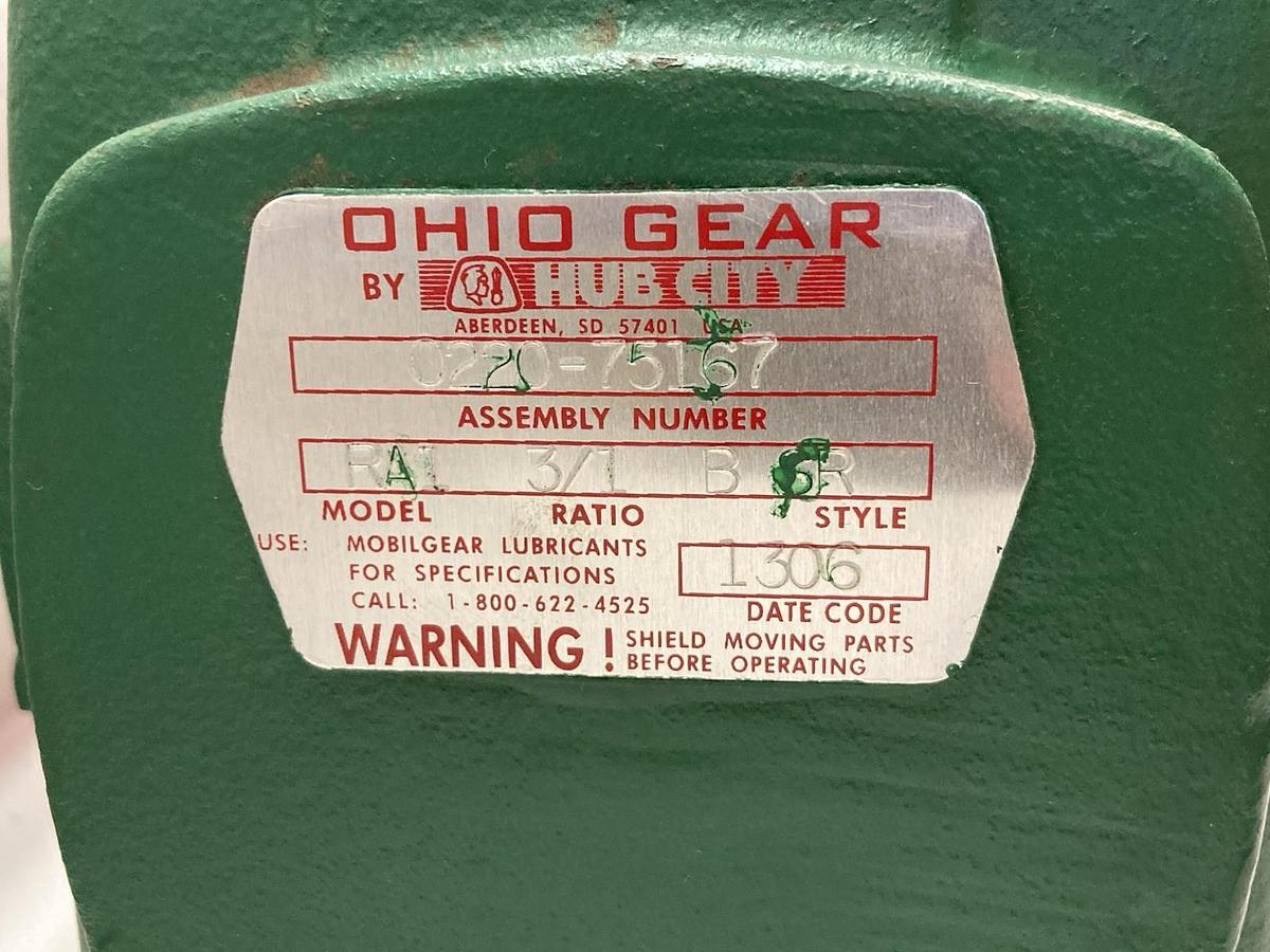 Used Hub City,0220-7516,Gear Reducer Model RAI 3:1 Ratio SP Style