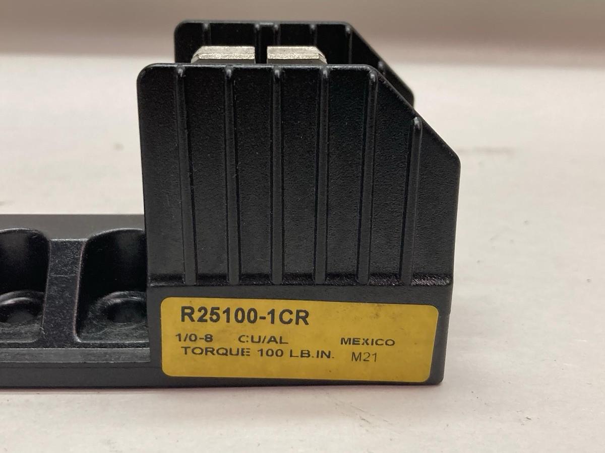 Bussman,R25100-1CR,Fuse Block 250V 100A 60C Wire