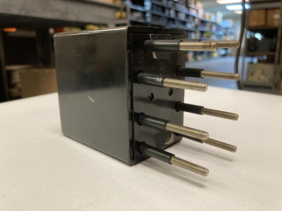 Used GE,M52 B08003-02M HMA 11A31,Auxiliary Relay