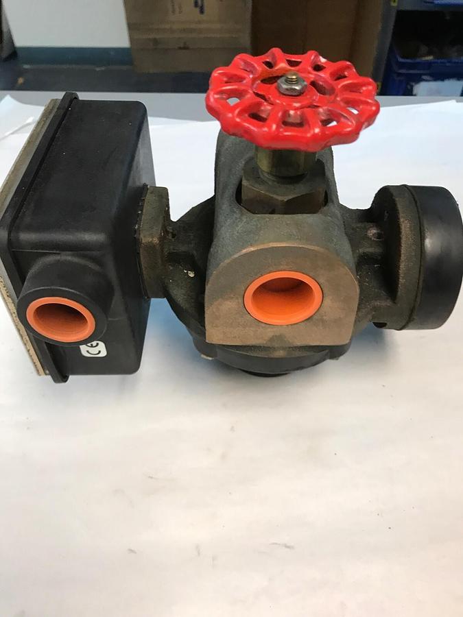 UFM,BSF30GMV-8-33V.9-A1WU-5D,Flow Meter Valve