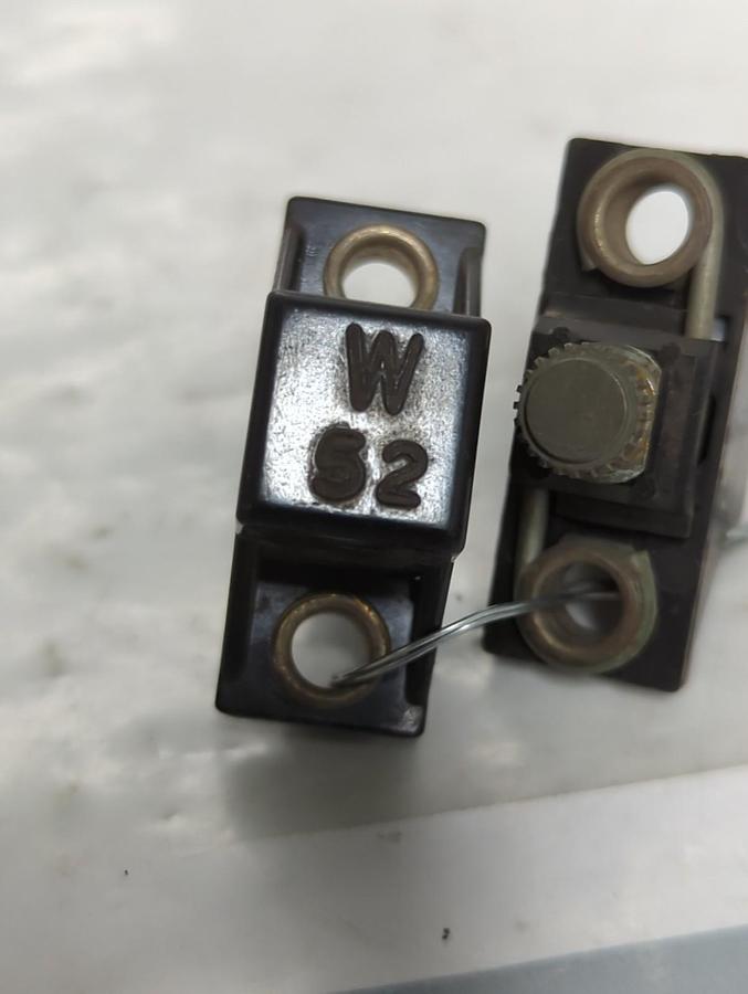 Used ALLEN BRADLEY,W52,THERMAL OVERLOAD HEATER ELEMENT LOT OF 2 PRE-OWNED