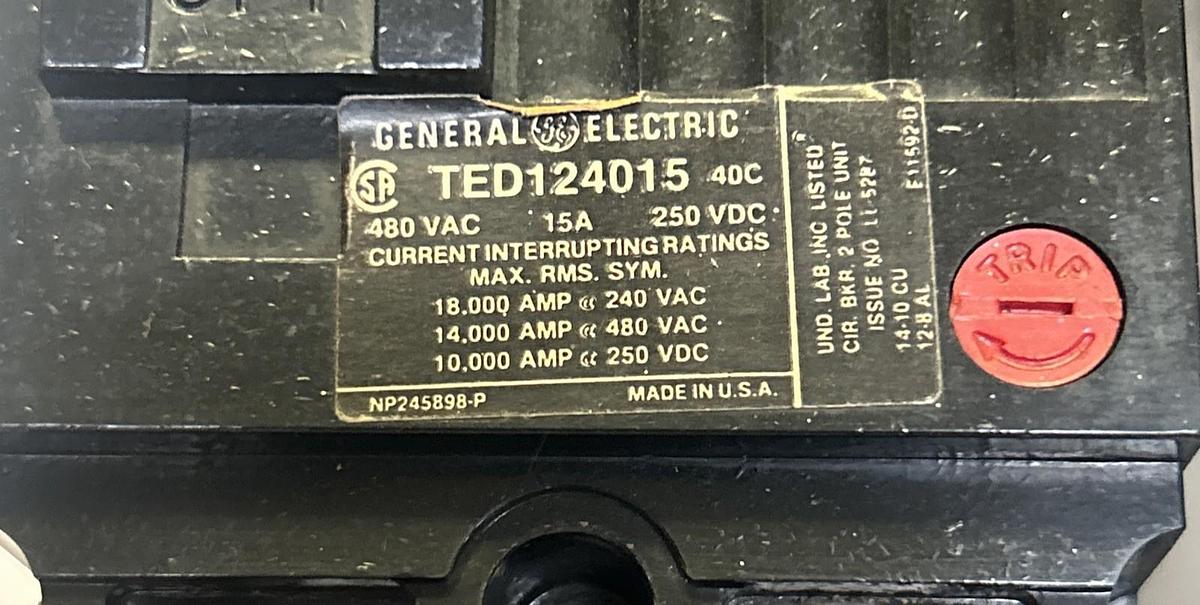Used GENERAL ELECTRIC,TED124015,CIRCUIT BREAKER 15A 480V 2P LOT OF 2