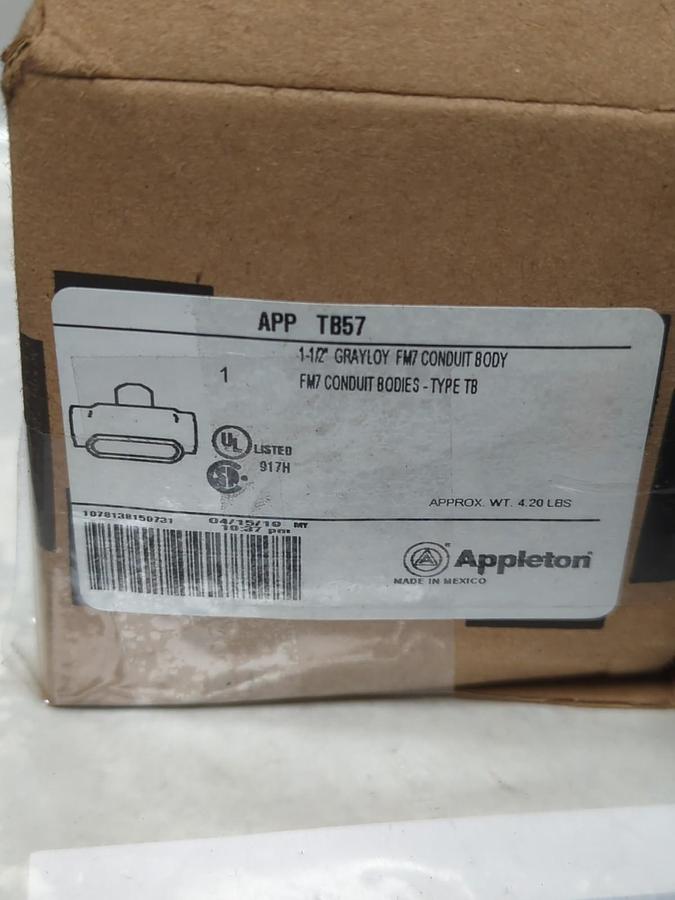 APPLETON,TB57,FM7 GRAYLOY CONDUIT BODY 1-1/2 INCH TYPE TB NOS