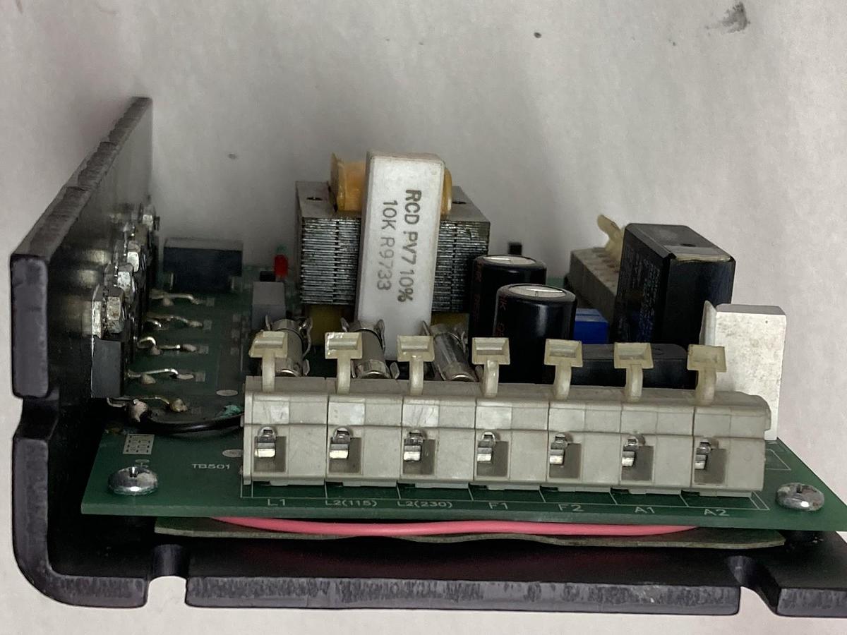 Used Minarik,MM301U,Single-Phase Motor Control Drive 115/230V 50/60Hz 10A