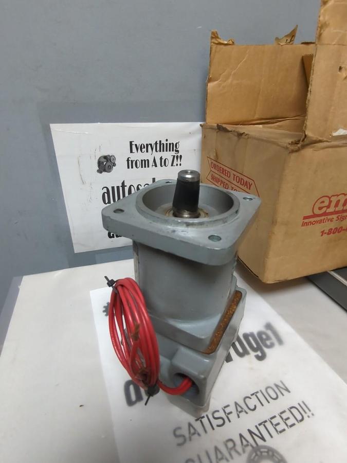 Used HUBBELL,2210-312CC13F,PILOT DUTY SPEED SWITCH
