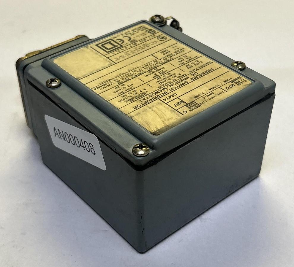 Used SQUARE D,9012GAW5,PRESSURE SWITCH