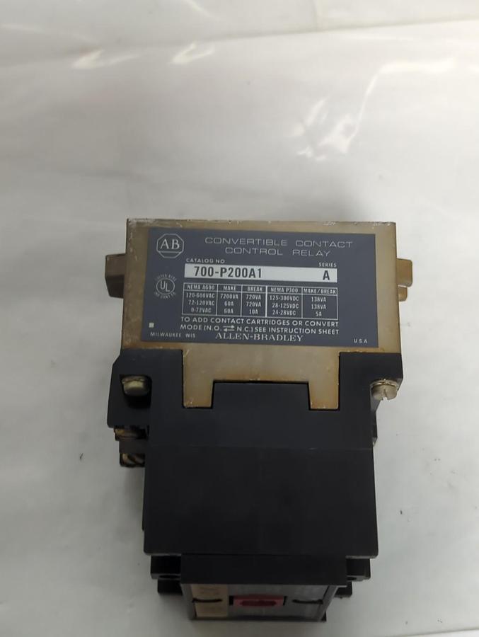 Used ALLEN BRADLEY,700-P200A1,SERIES A CONVERTIBLE CONTACT CONTROL RELAY PRE-OWNED