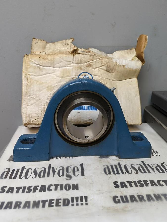 MB MANUFACTURING,C252-1516,PILLOW BLOCK BEARING 2-15/16 INCH BORE NOS