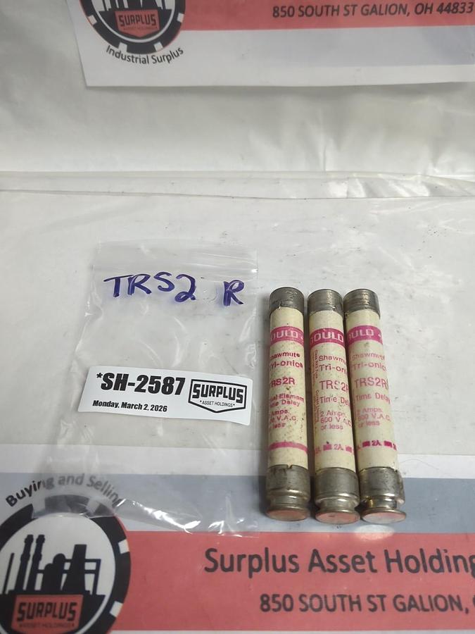 Used GOULD SHAWMUT,TRS2,TRI-ONIC 2 AMP FUSE LOT OF 3 PRE-OWNED