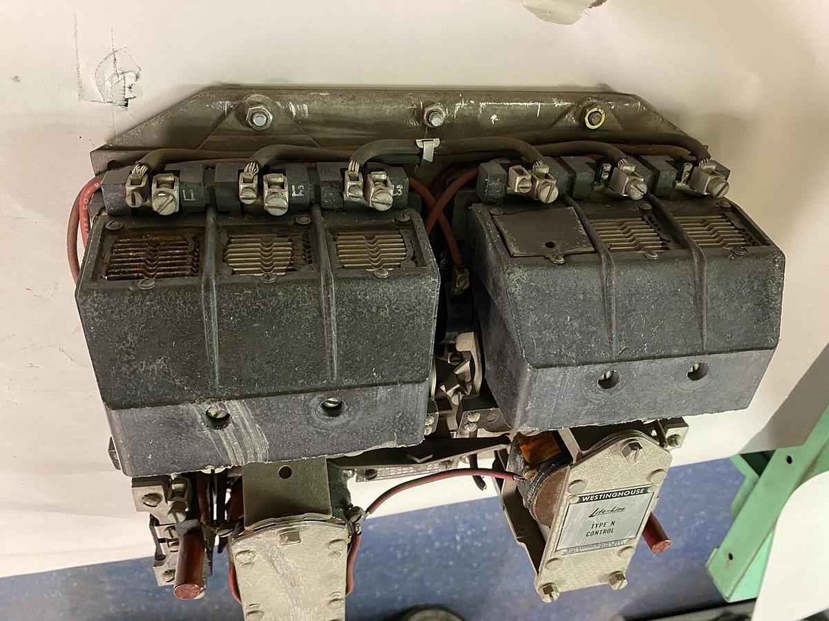 Used WESTINGHOUSE,11-210-N.2,LIFE-LINESTARTER SIZE 2 REVERSING STARTER